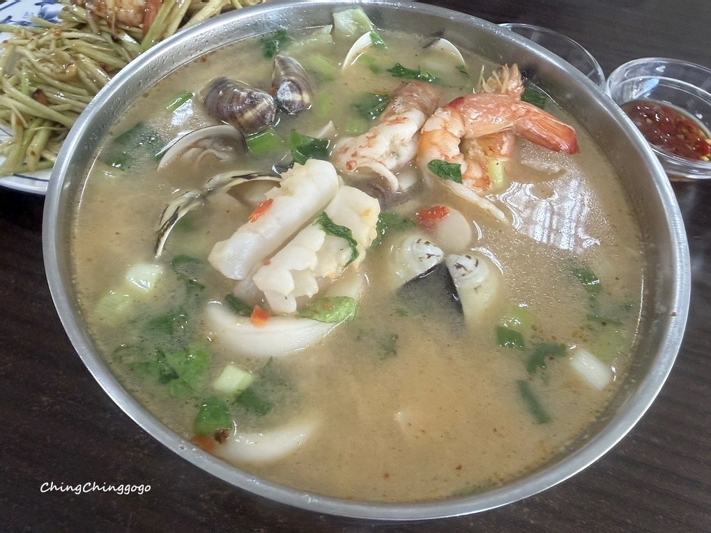 新竹美食|在地老字號泰北風味小吃店Thai northern.異國料理名單