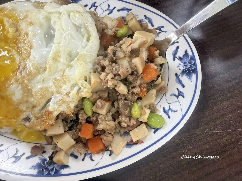 新竹美食|在地老字號泰北風味小吃店Thai northern.異國料理名單
