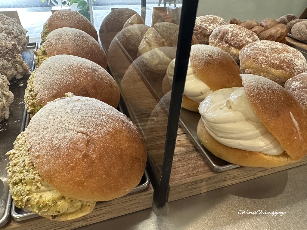 爆紅台中甜點!蜉蝣。Fu You Flour Lab麵粉工作室|超療癒生乳包.甜甜圈控必訪 - 第13張圖